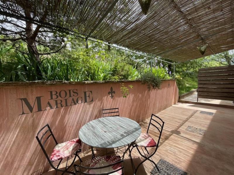 Gite "Bois-Mariage" Mollans-sur-Ouvèze エクステリア 写真