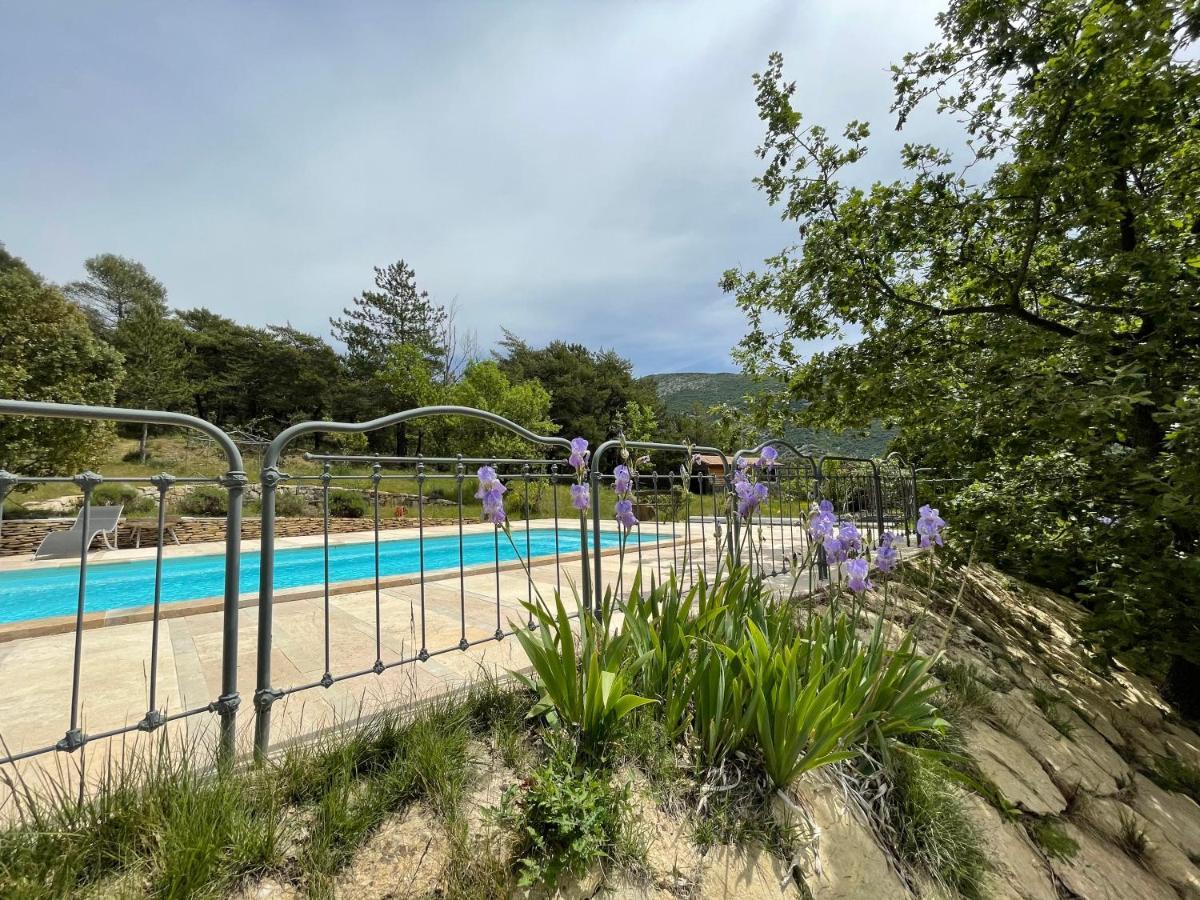 Gite "Bois-Mariage" Mollans-sur-Ouvèze エクステリア 写真